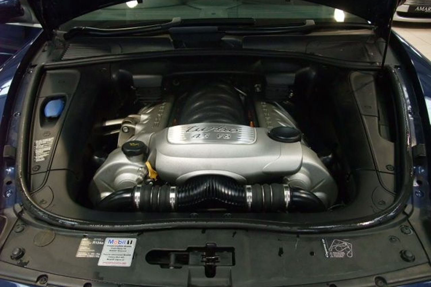 PORSCHE Cayanne Turbo S Tiptronic S (521Bhp)