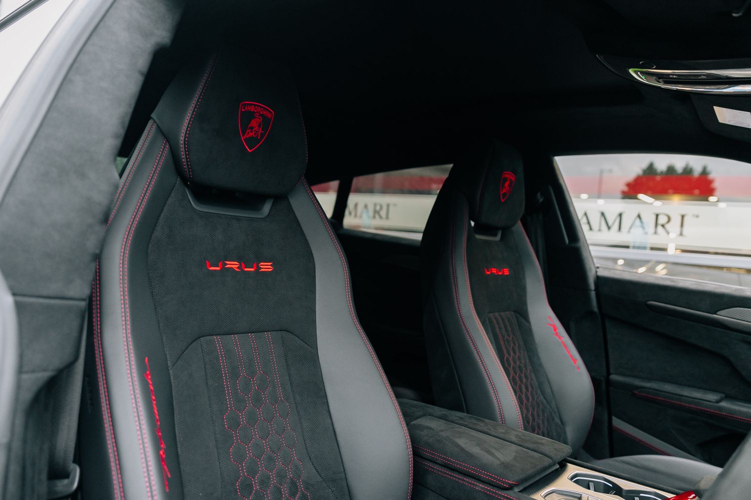 Lamborghini Urus Performante V8