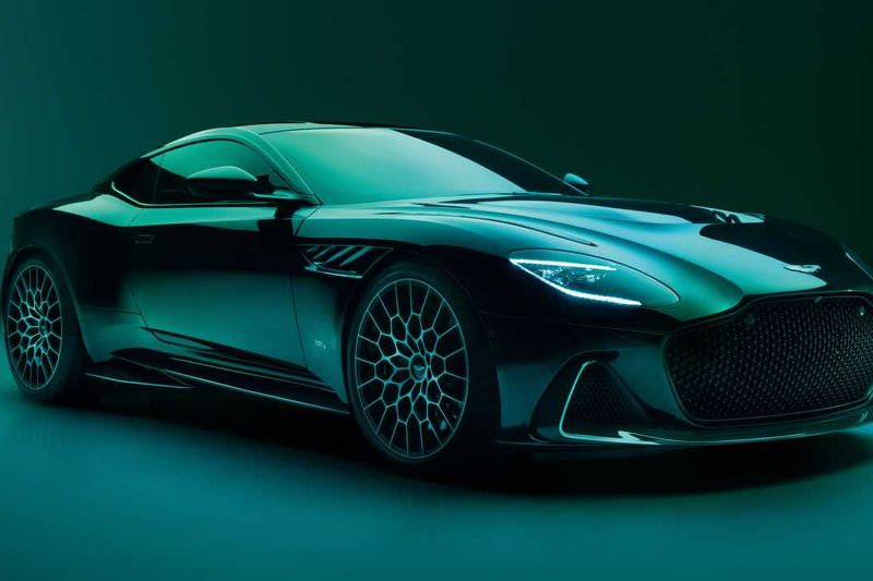 Say goodbye to the DBS, and hello to the Aston Martin DBS 770 Ultimate