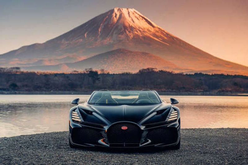 Bugatti Mistral Roadster photos from Tokyo are eye candy