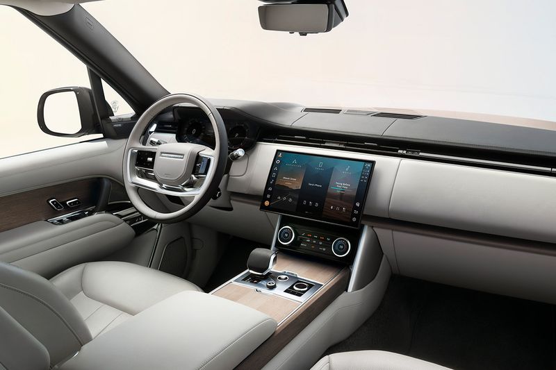 The all-new fifth generation Range Rover is finally here