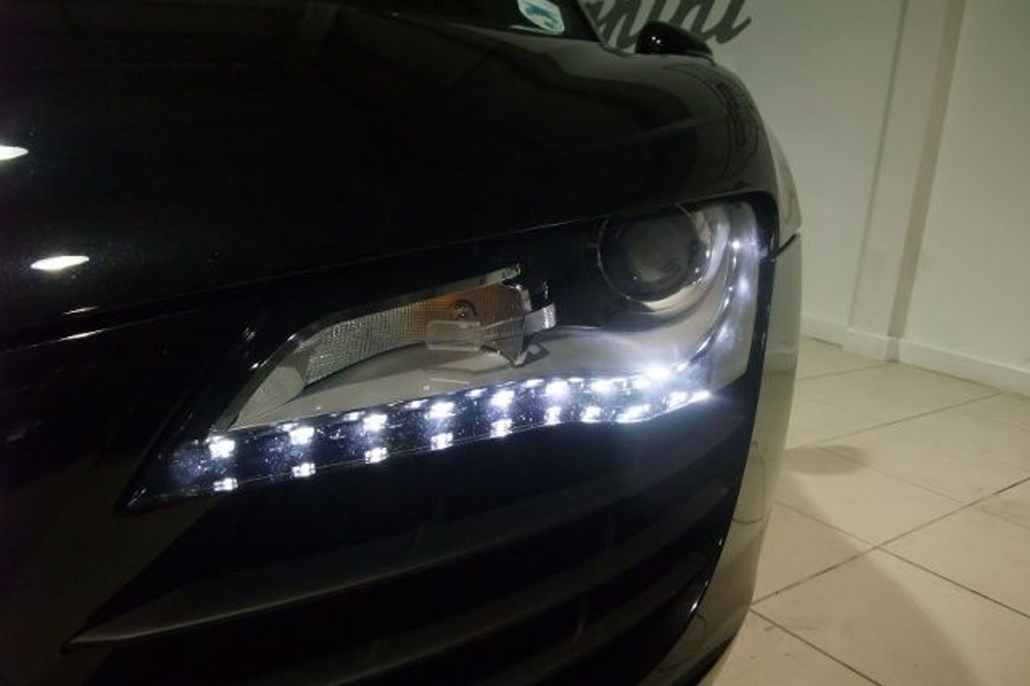 AUDI R8 4.2 V8 FSi