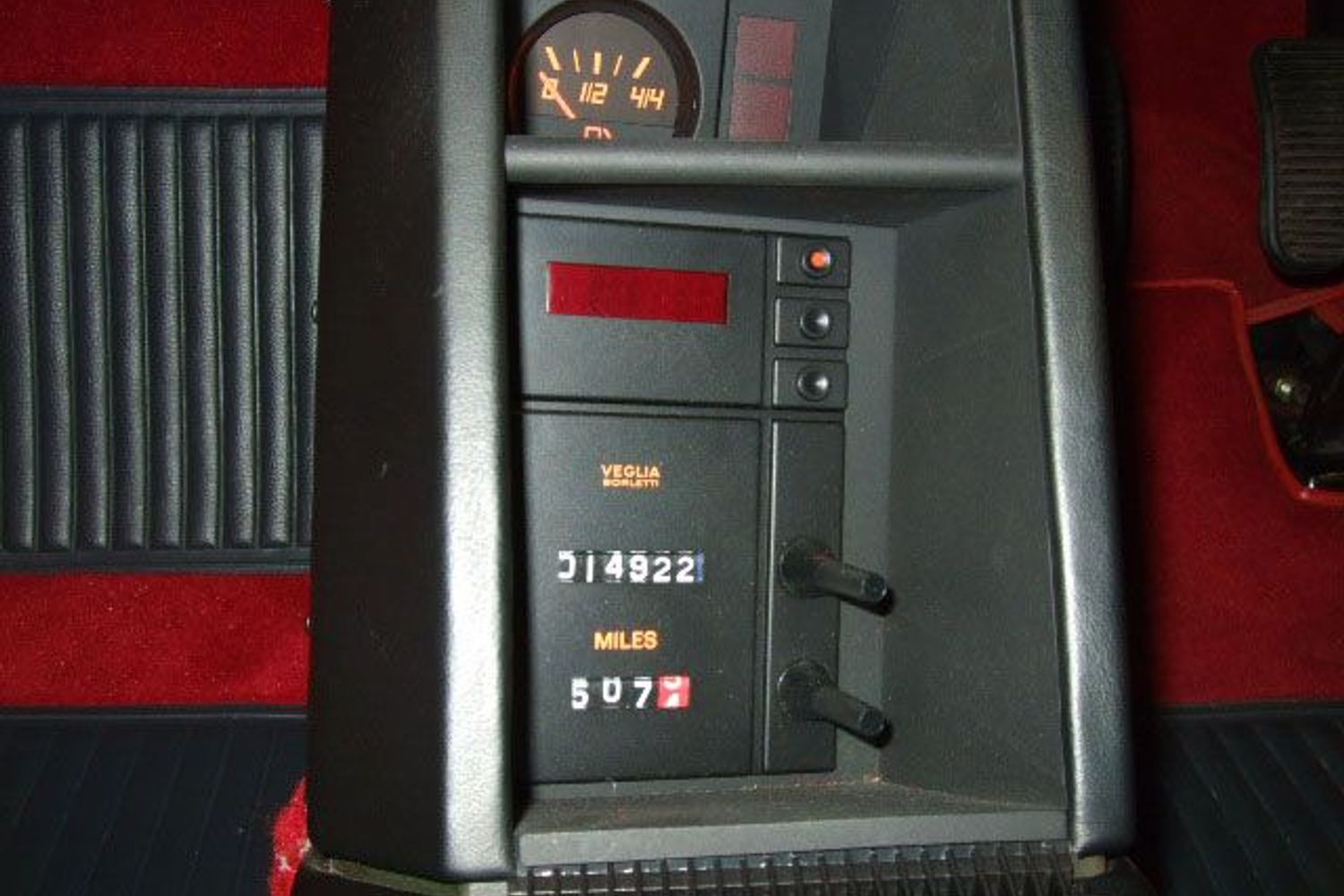 FERRARI Testarossa Red Head