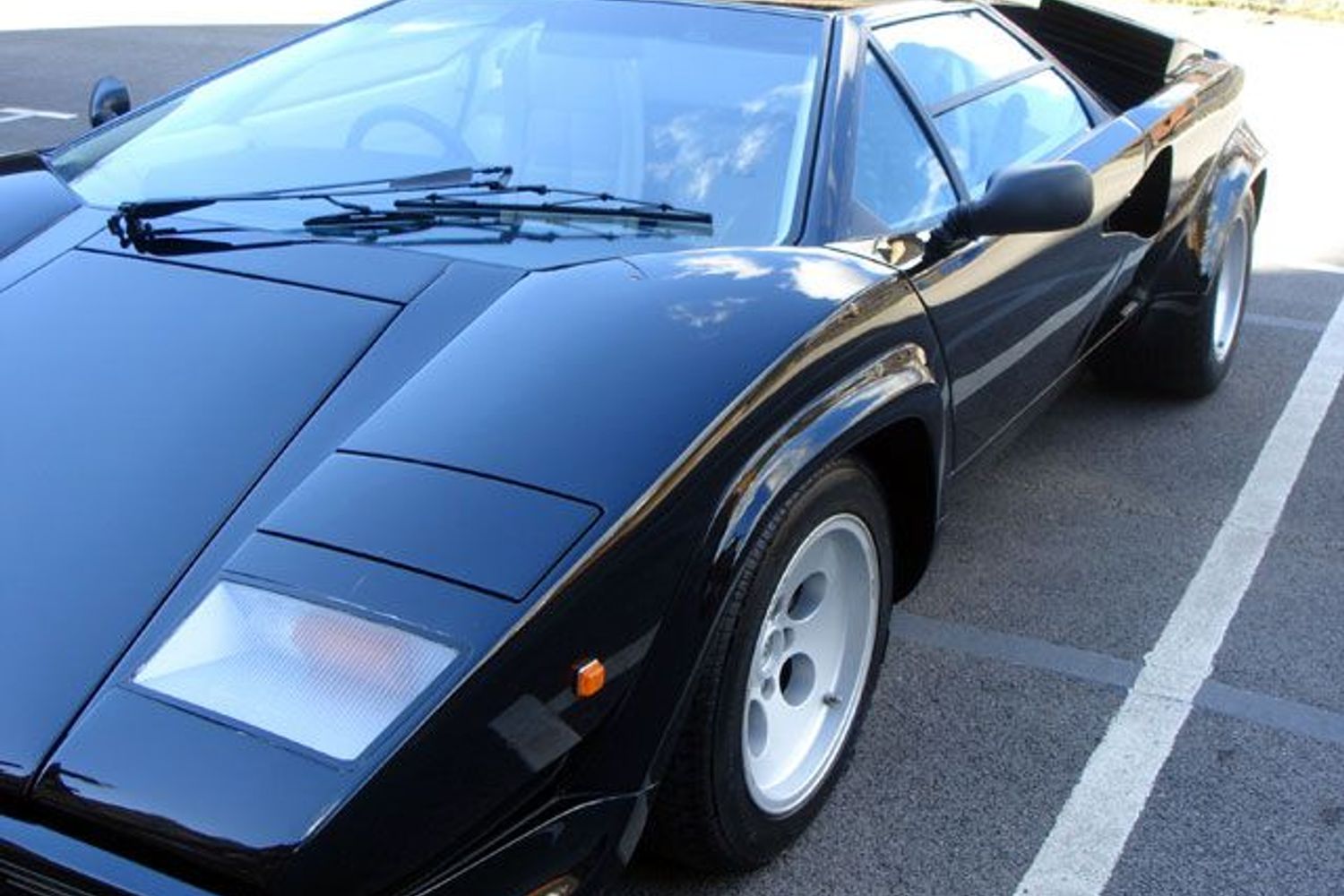 LAMBORGHINI Countach LP500
