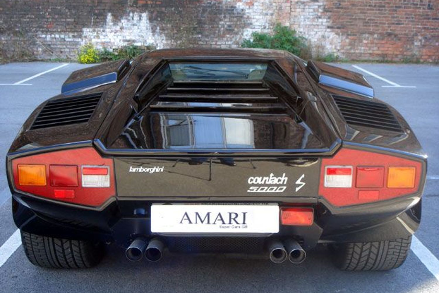 LAMBORGHINI Countach LP500