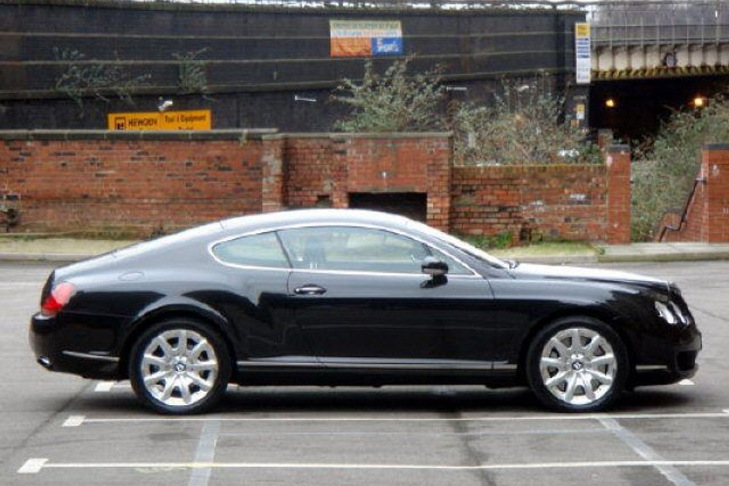 BENTLEY Continental GT 6.0 W12