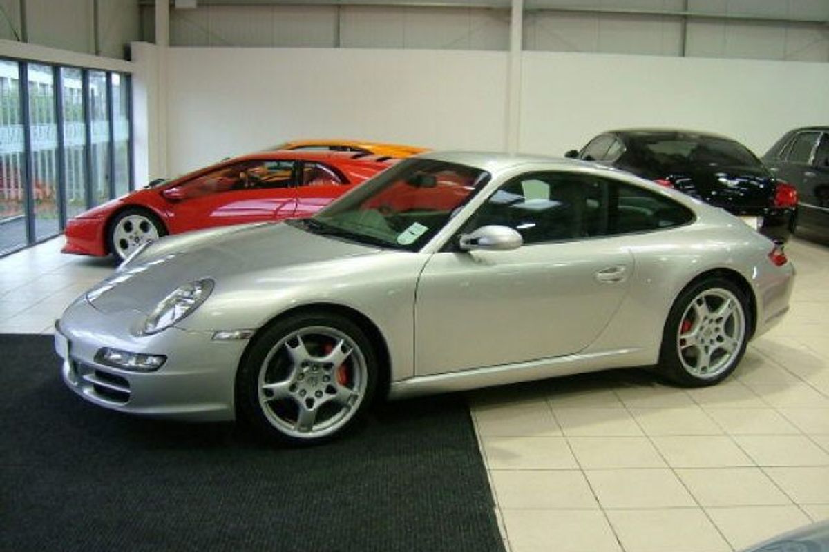 PORSCHE 911 3.8 C2 S