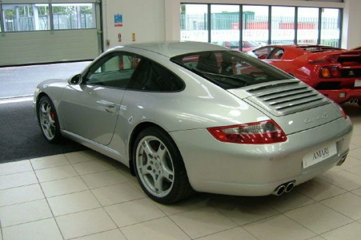 PORSCHE 911 3.8 C2 S