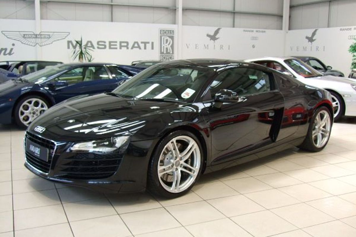 AUDI R8 4.2 FSI Quattro R Tronic