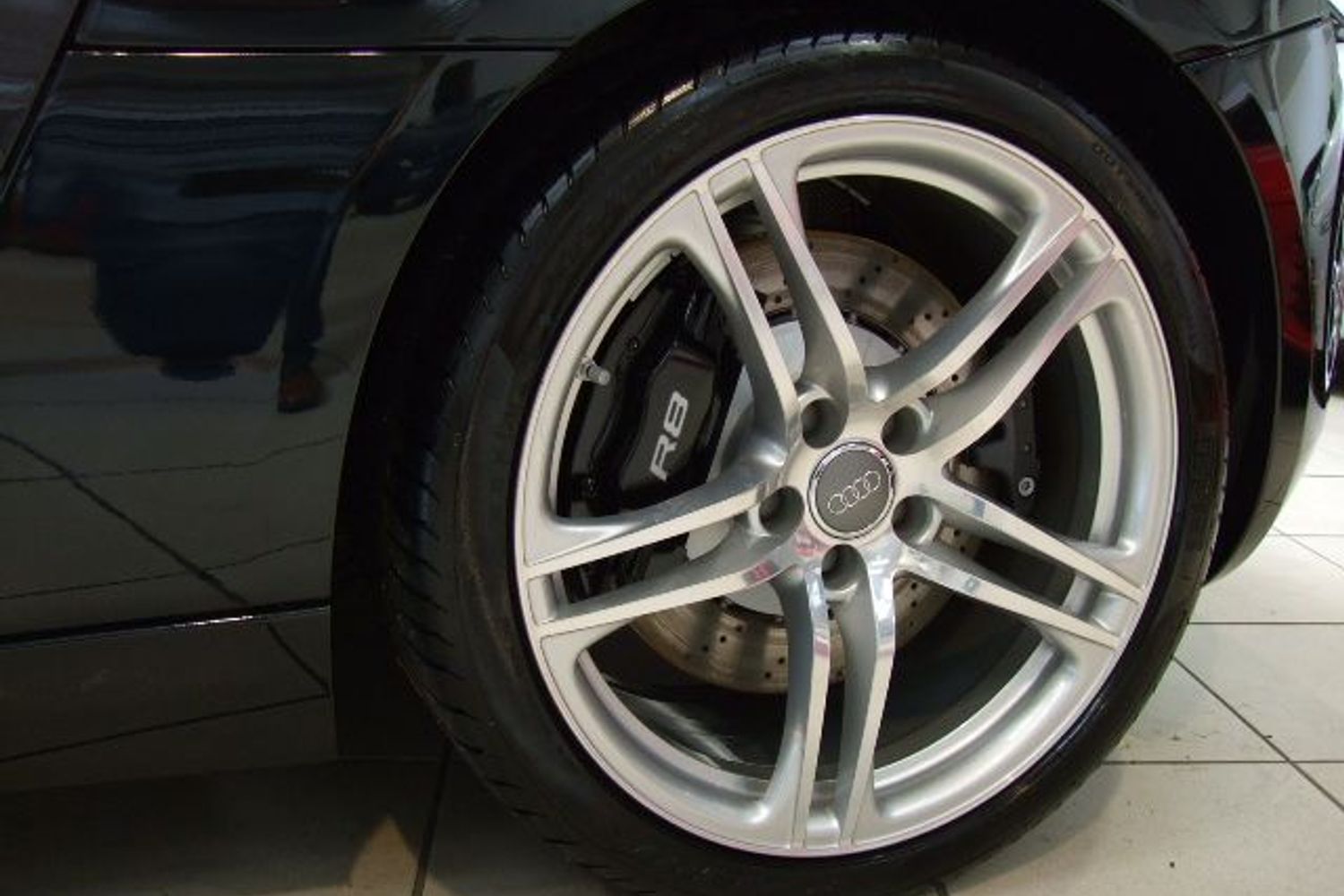 AUDI R8 4.2 FSI Quattro R Tronic