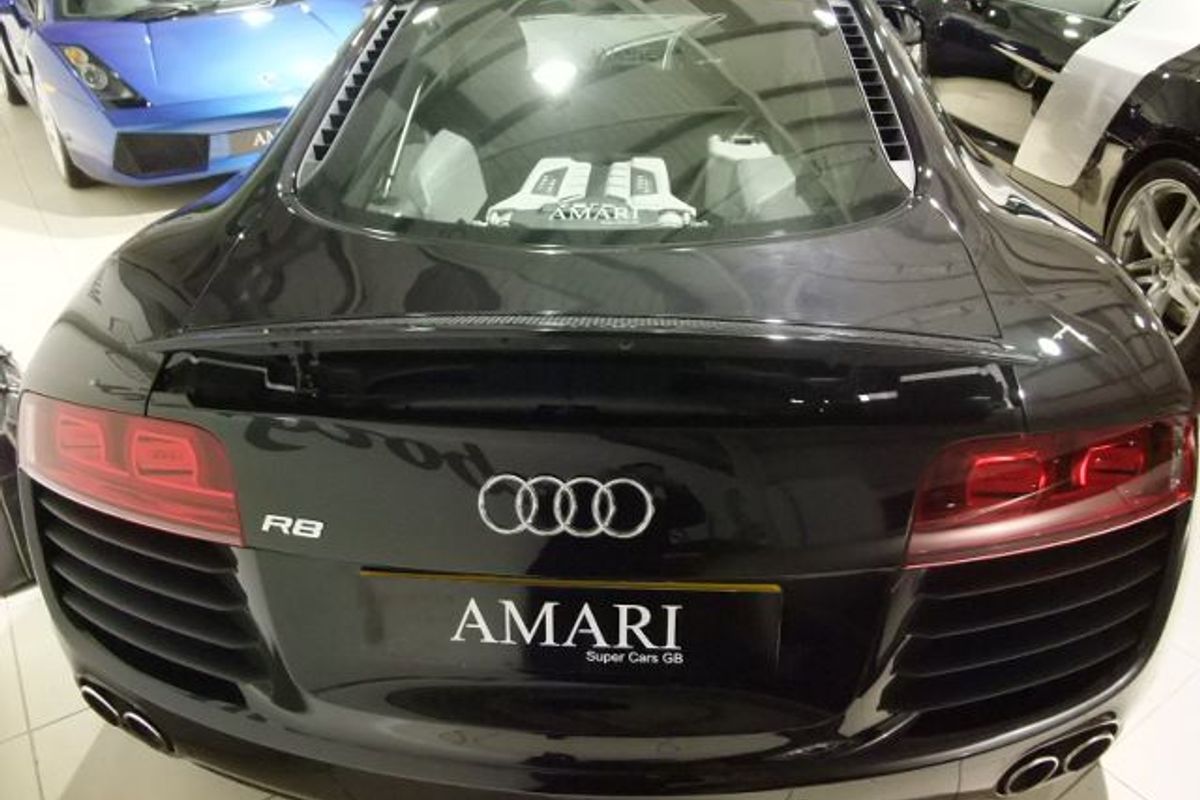 AUDI R8 4.2 FSI Quattro R Tronic