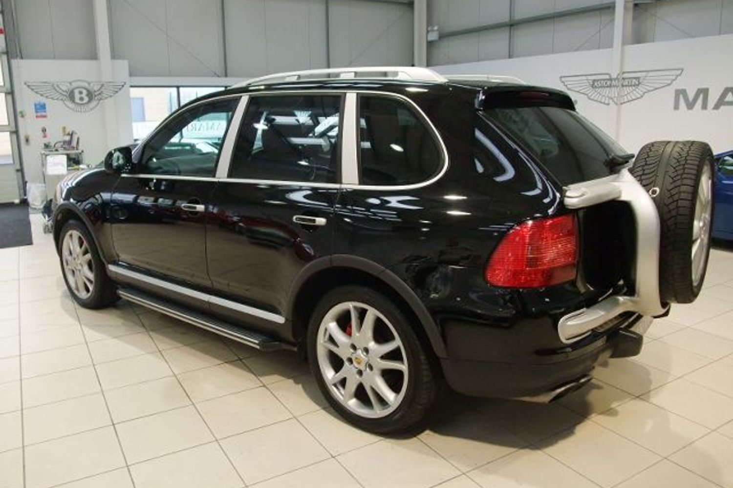 PORSCHE Cayenne Turbo