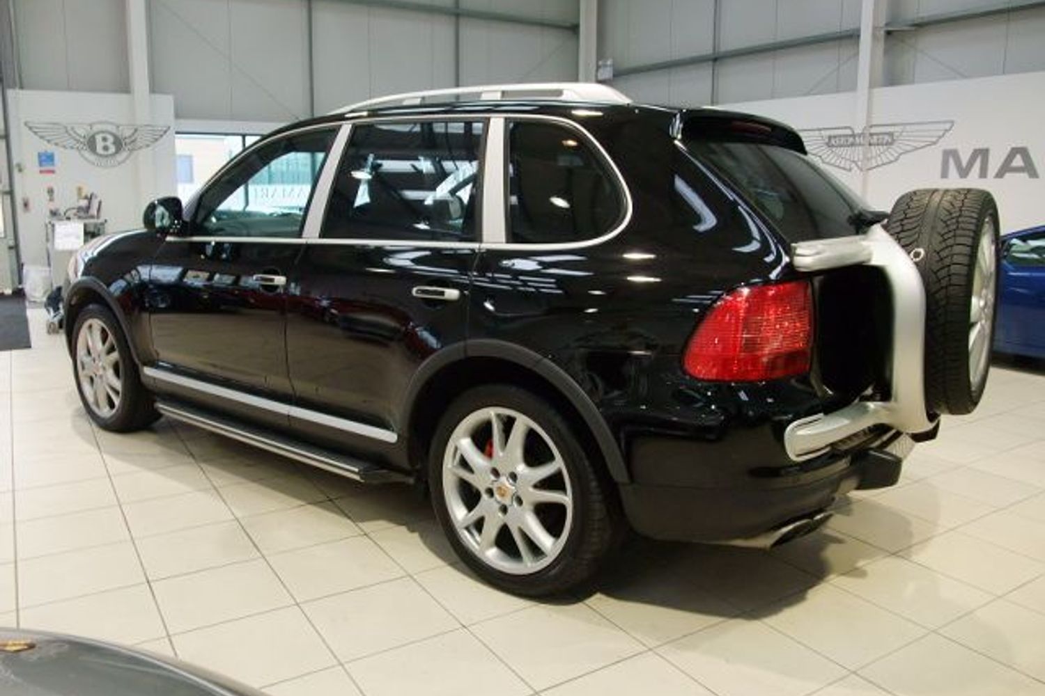 PORSCHE Cayenne Turbo
