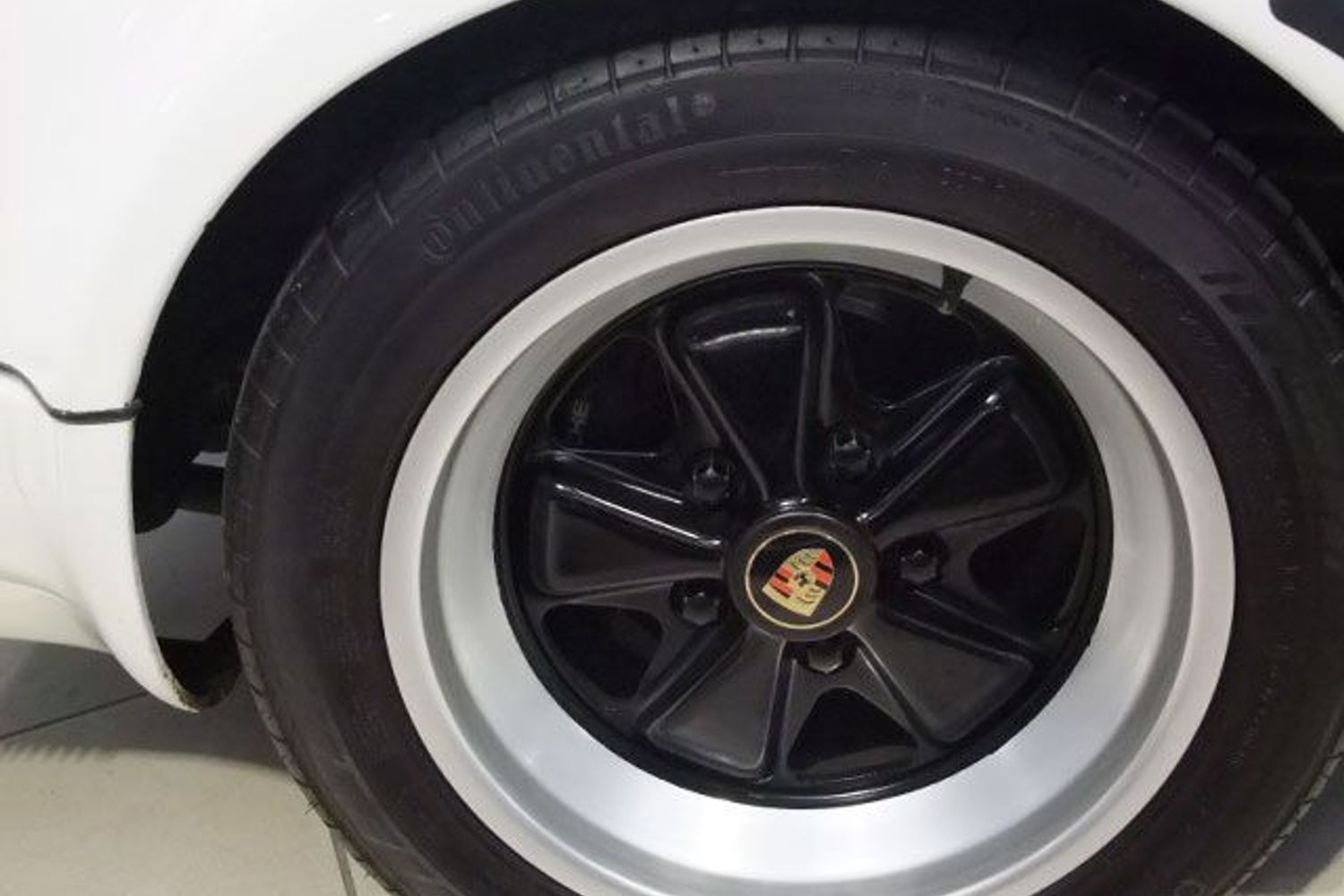 PORSCHE 911 Super Sports