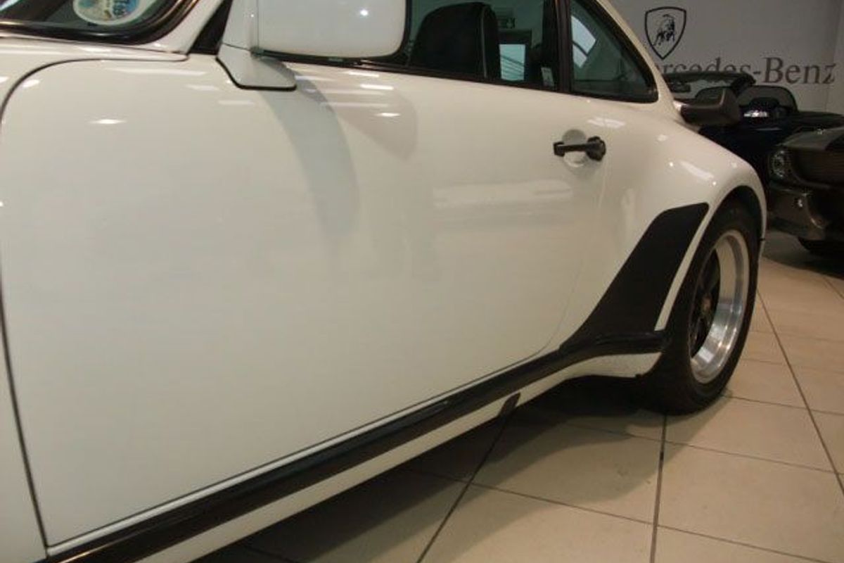 PORSCHE 911 Super Sports
