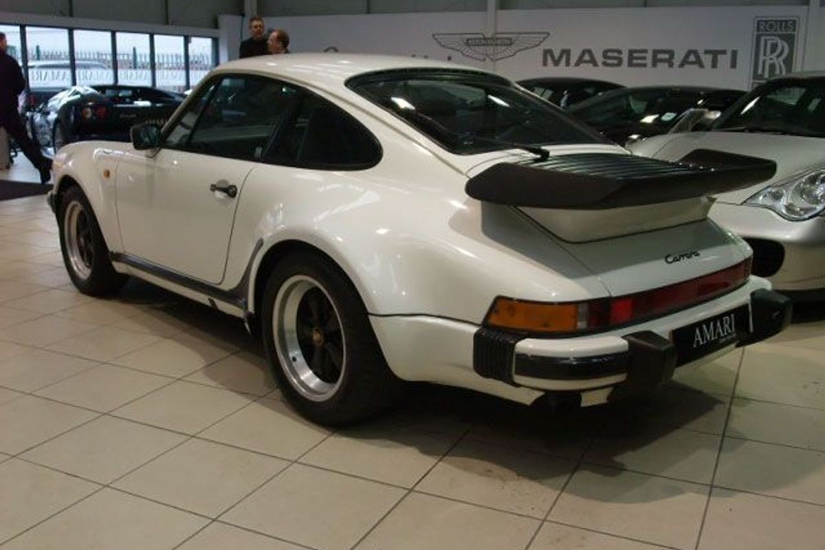 PORSCHE 911 Super Sports