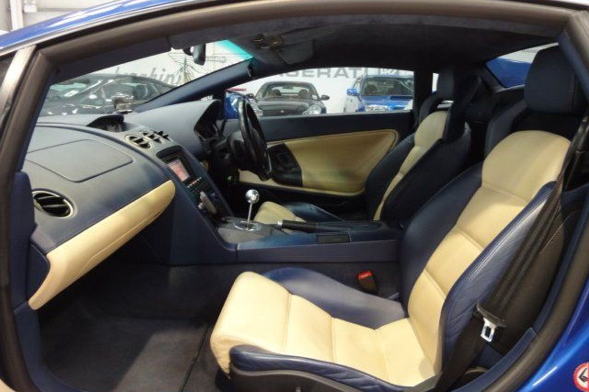 LAMBORGHINI Gallardo Big spec with only 18000 miles