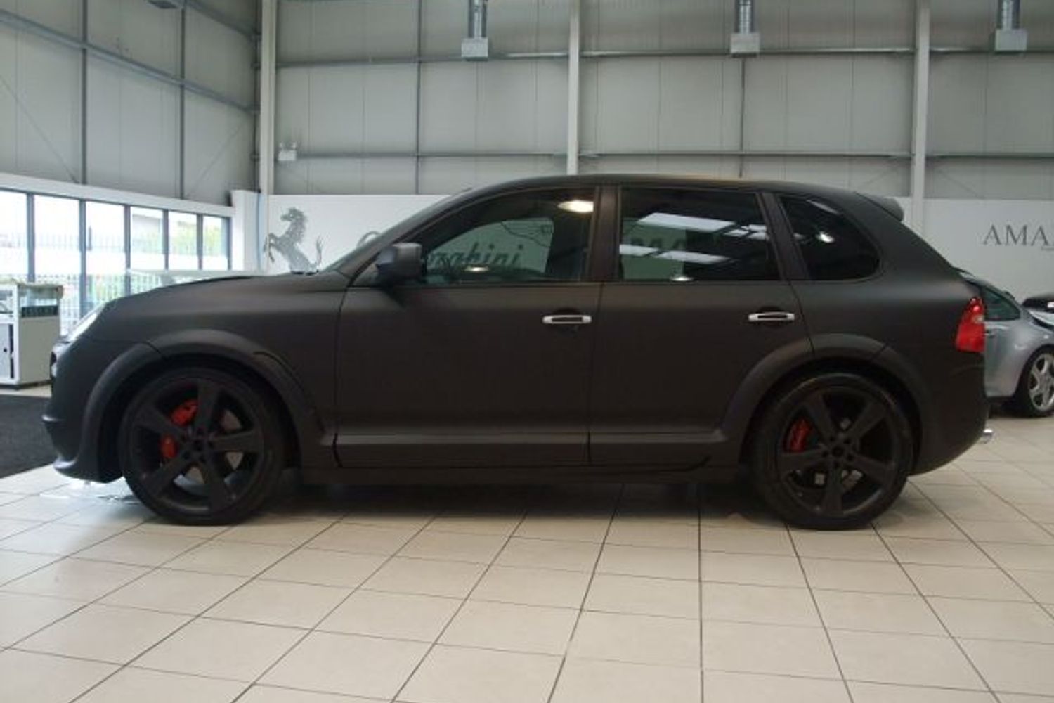 PORSCHE CAYENNE Gemballa 4.8