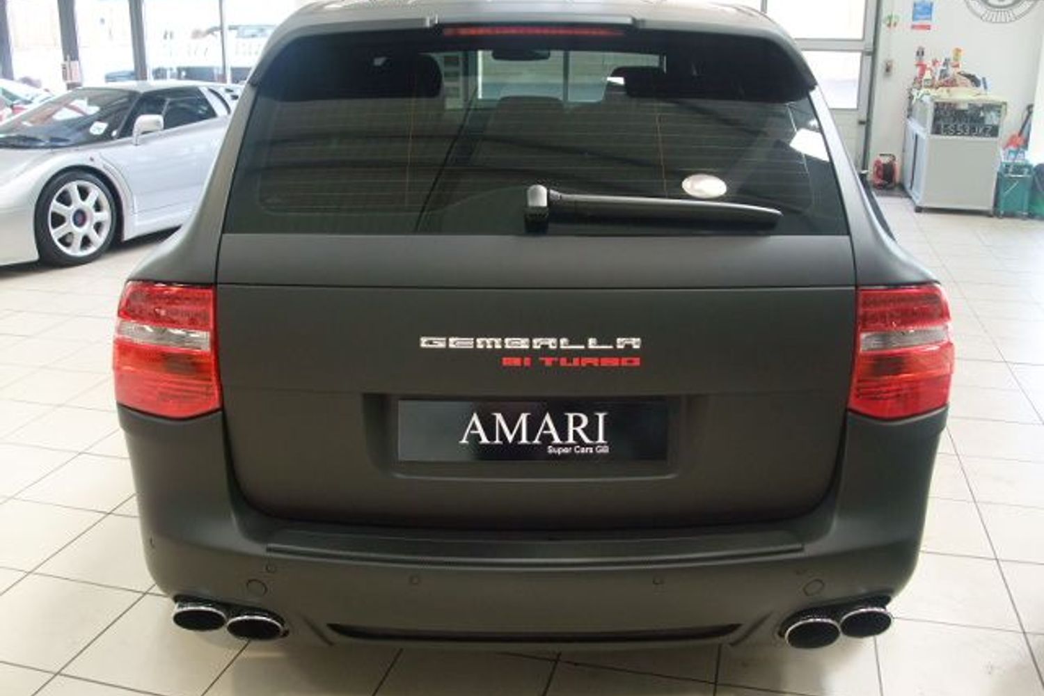 PORSCHE CAYENNE Gemballa 4.8