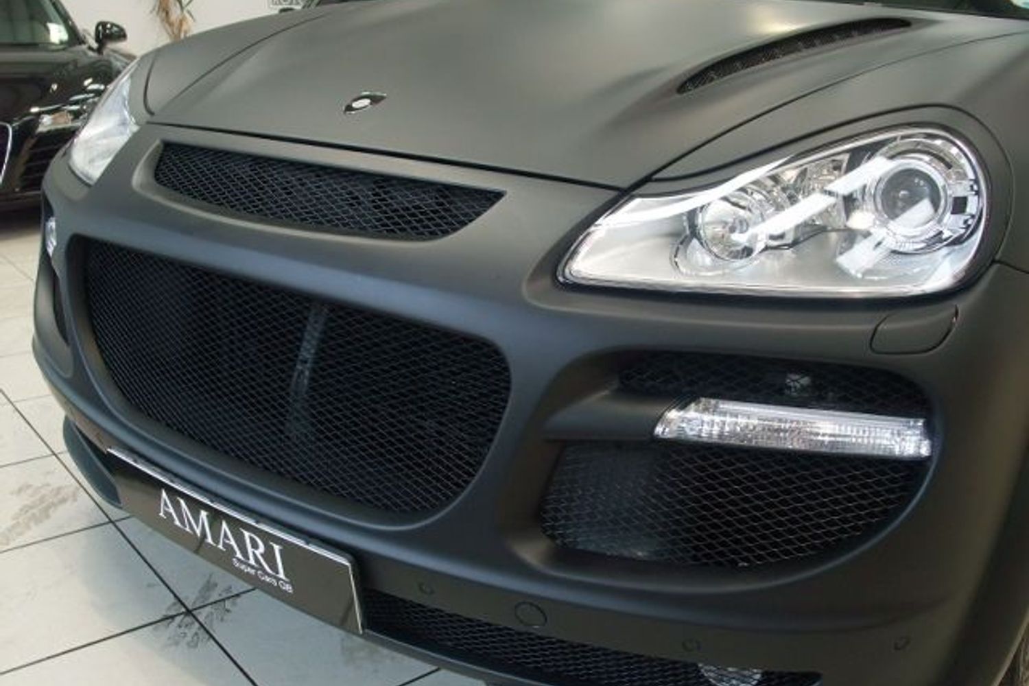 PORSCHE CAYENNE Gemballa 4.8