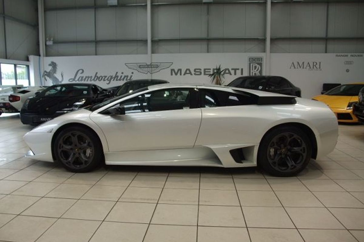 LAMBORGHINI Murcielago LP640