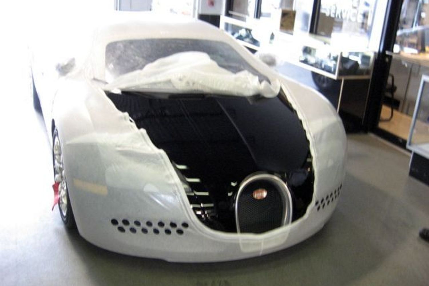 BUGATTI Veyron 16-Apr