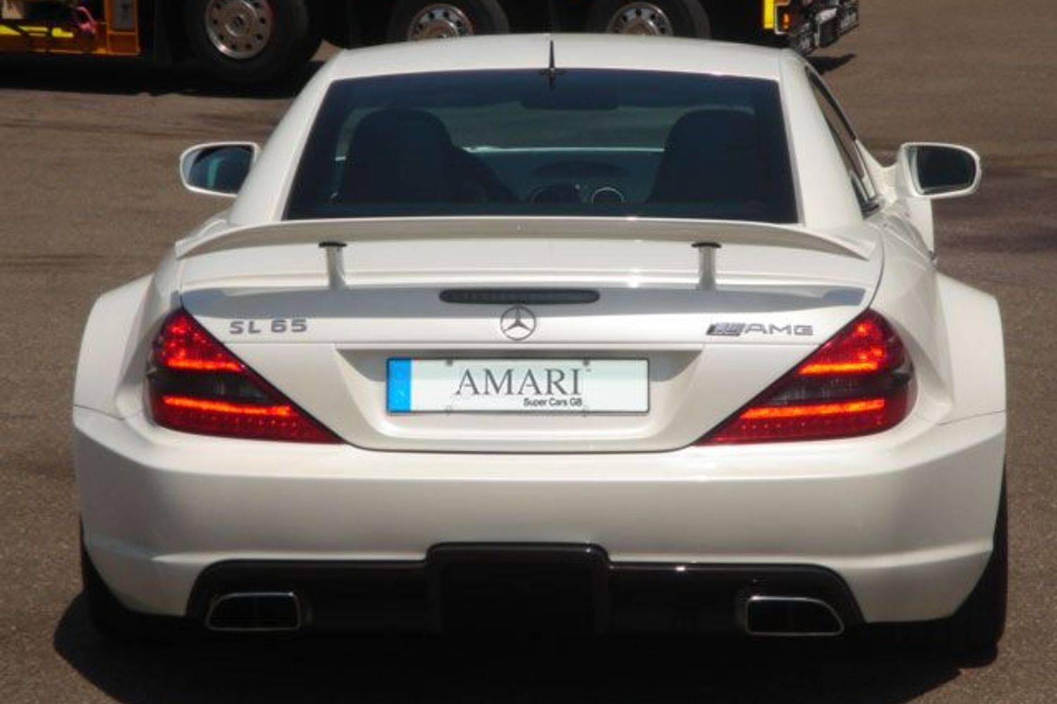 MERCEDES-BENZ SL65 AMG Black Series