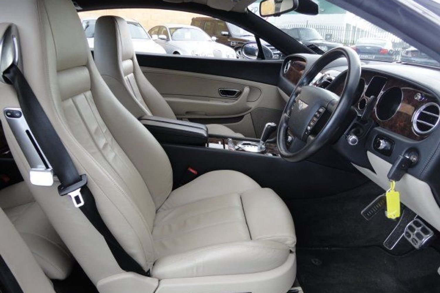 BENTLEY Continental GT Lot of car for little money