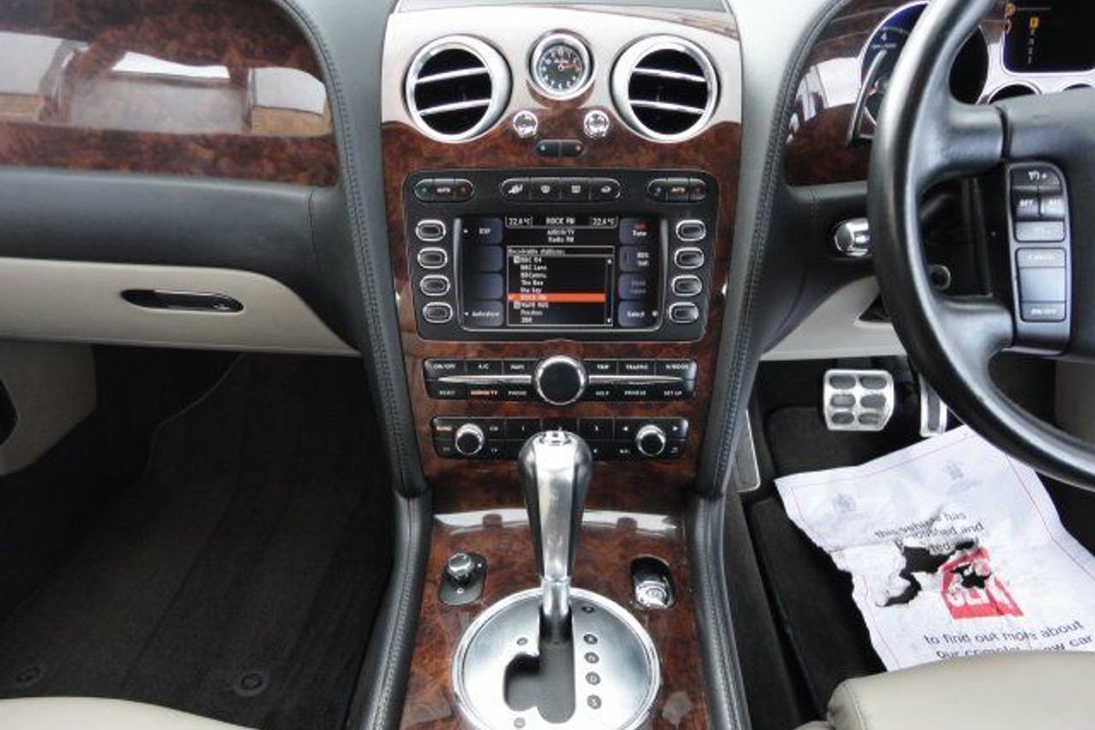 BENTLEY Continental GT Lot of car for little money