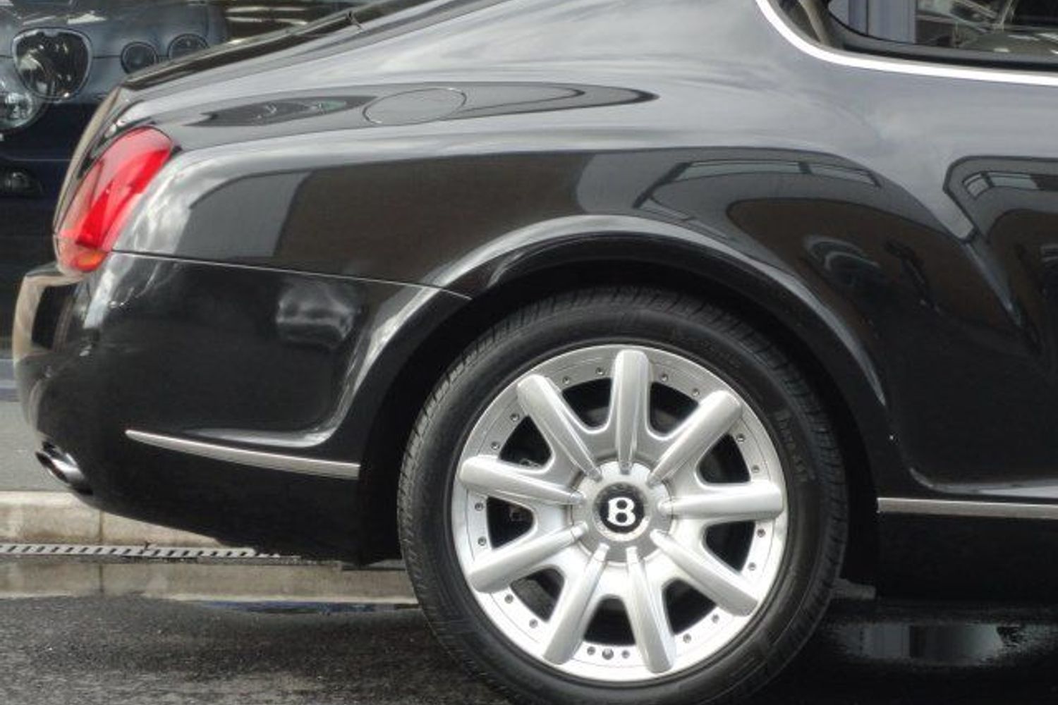 BENTLEY Continental GT Lot of car for little money