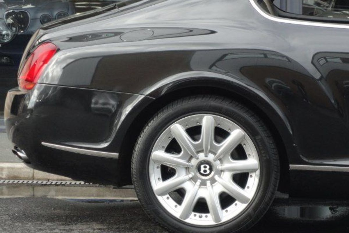 BENTLEY Continental GT Lot of car for little money
