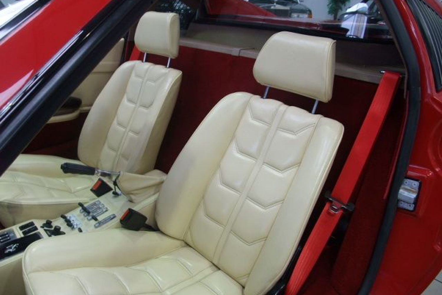 FERRARI 308 GTS QV "Classic Investment" Choice of two 308�s