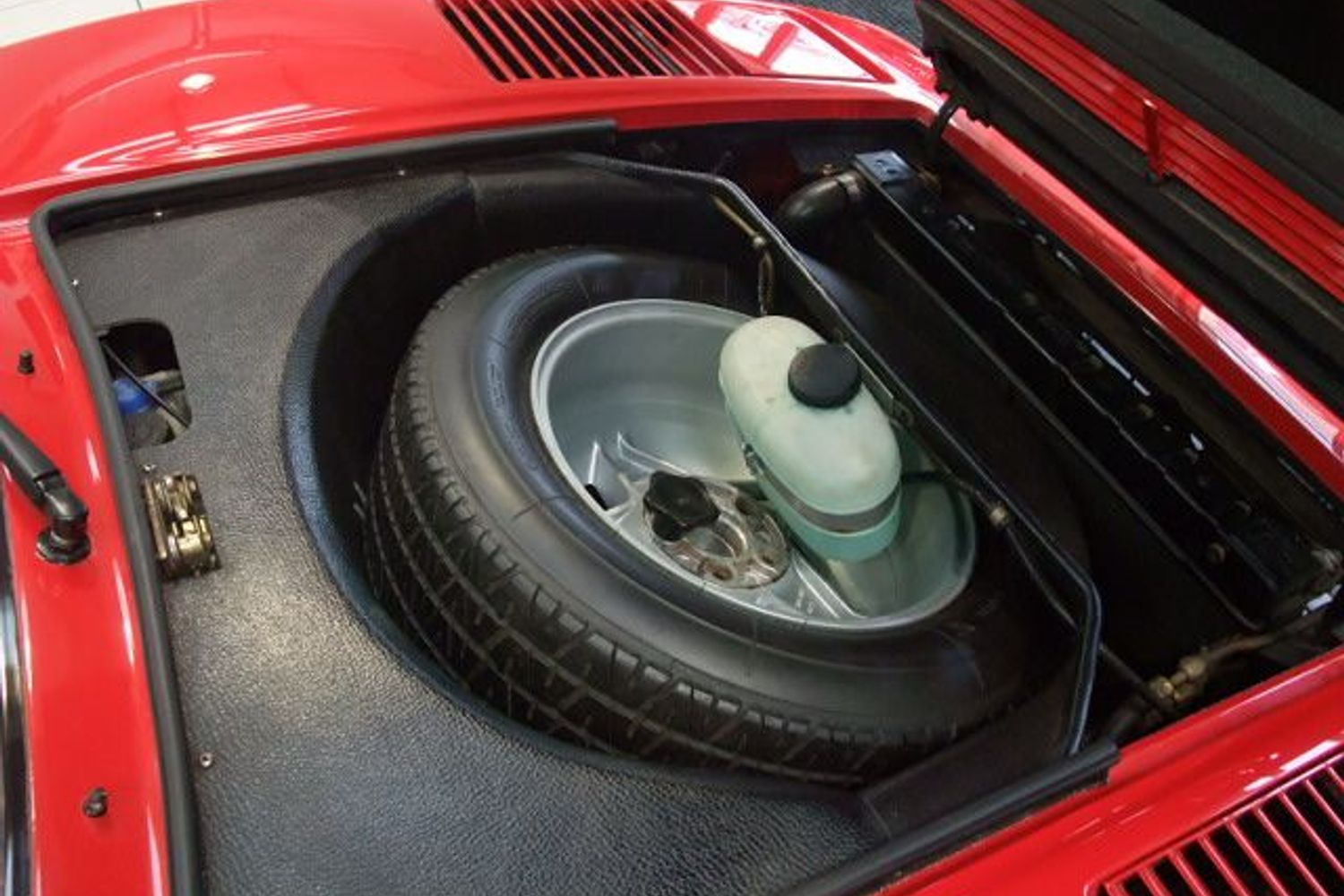 FERRARI 308 GTS QV "Classic Investment" Choice of two 308�s