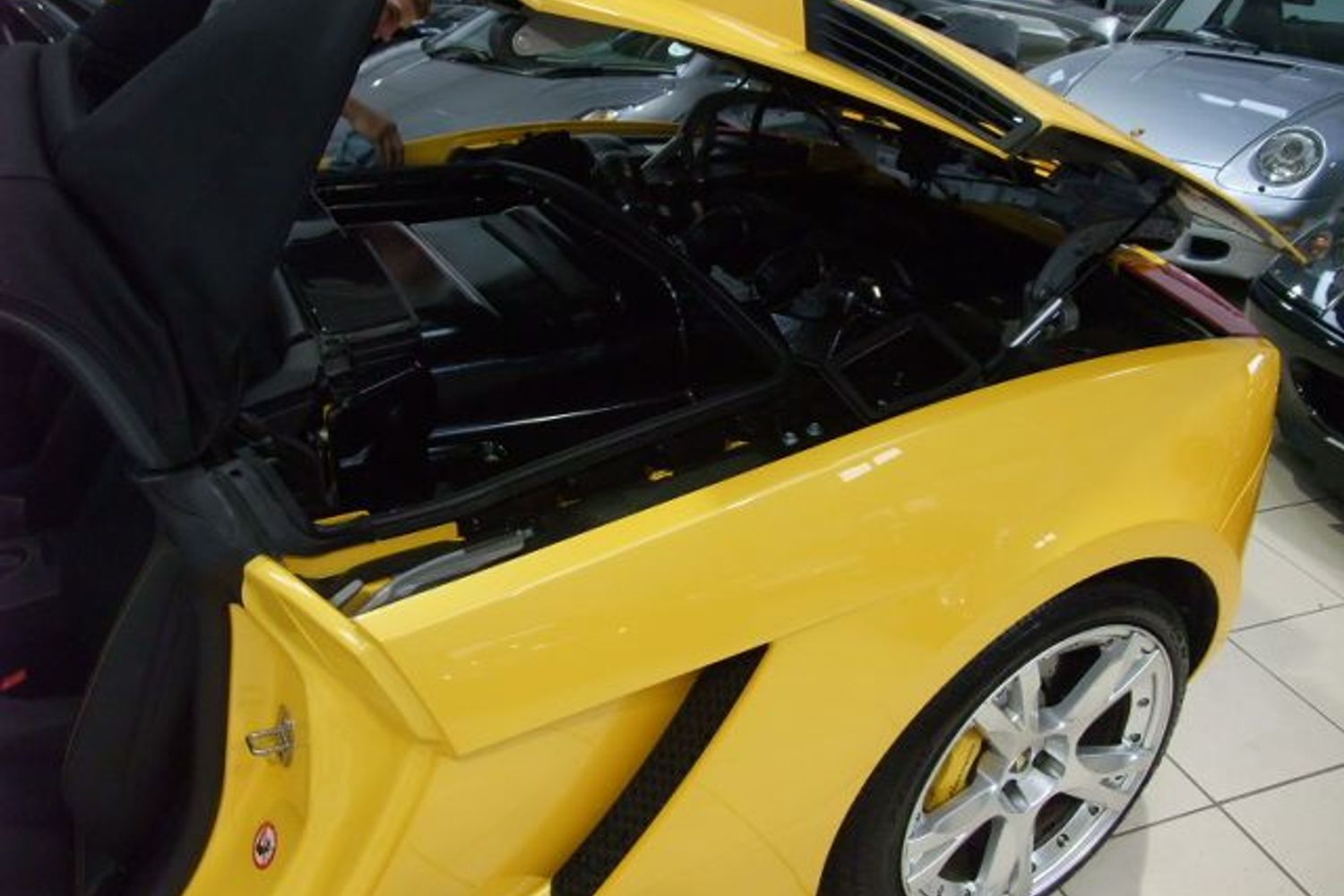 LAMBORGHINI Gallardo Spider 3300 Miles Only