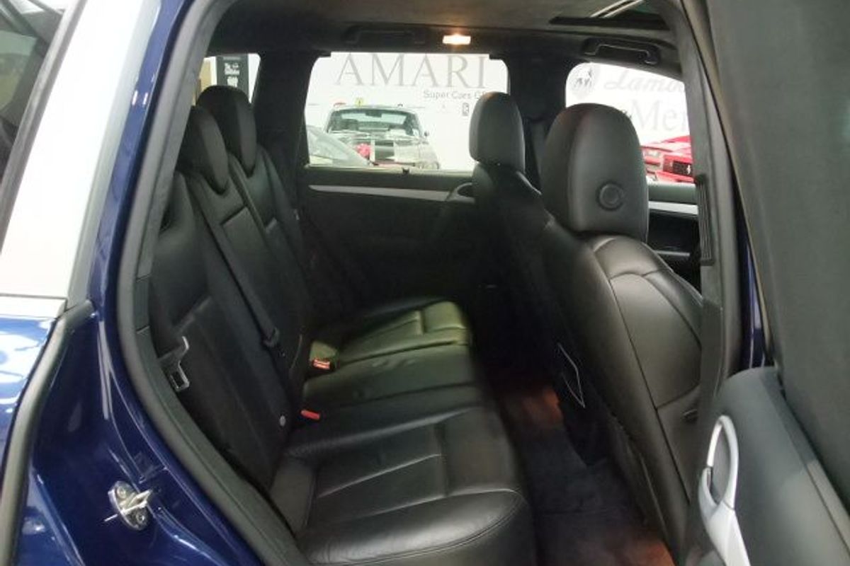 PORSCHE Cayanne Turbo S Tiptronic S (521Bhp)