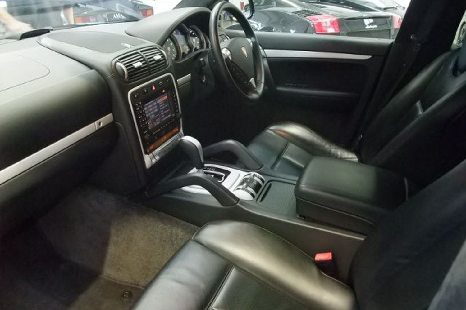 PORSCHE Cayanne Turbo S Tiptronic S (521Bhp)
