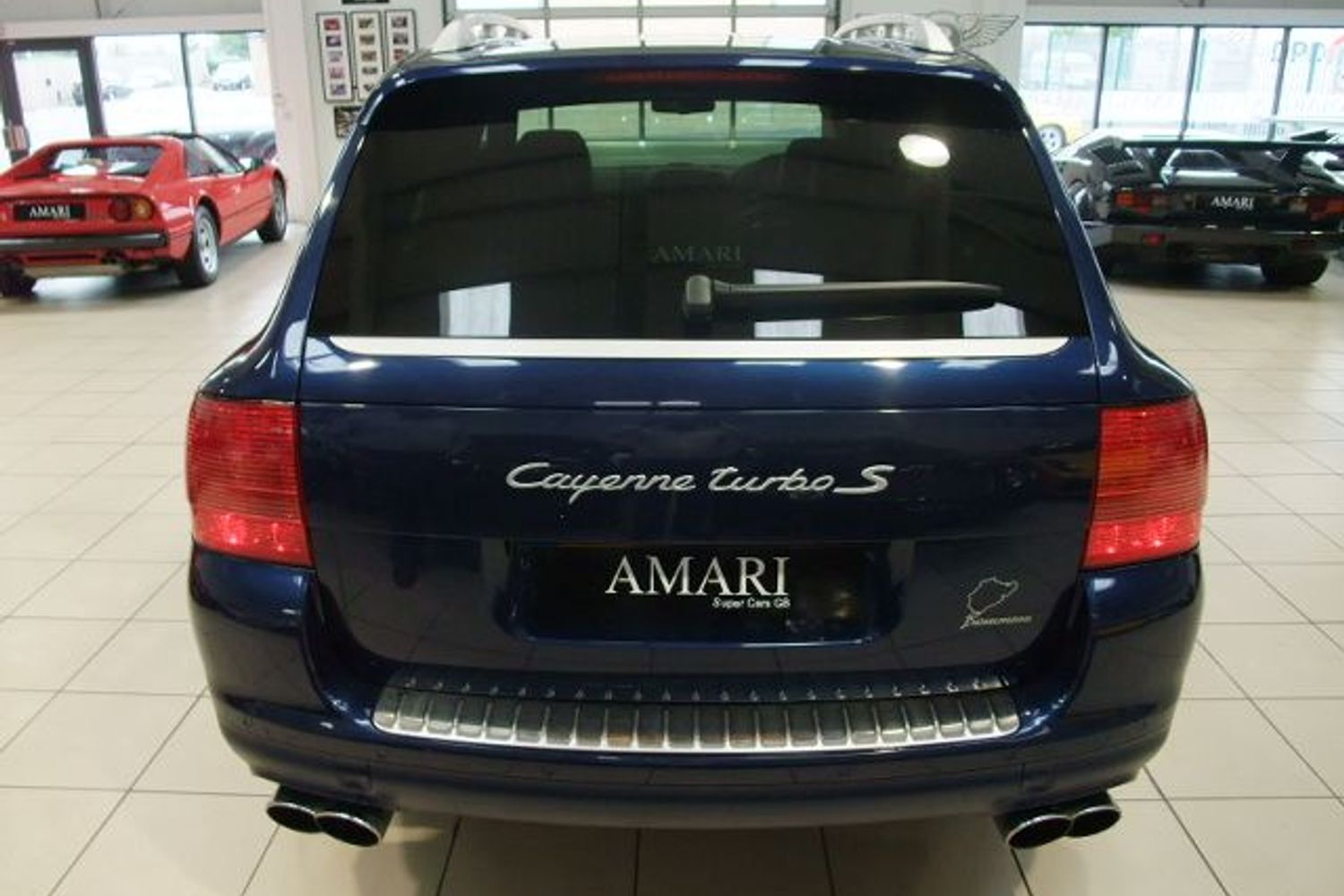 PORSCHE Cayanne Turbo S Tiptronic S (521Bhp)