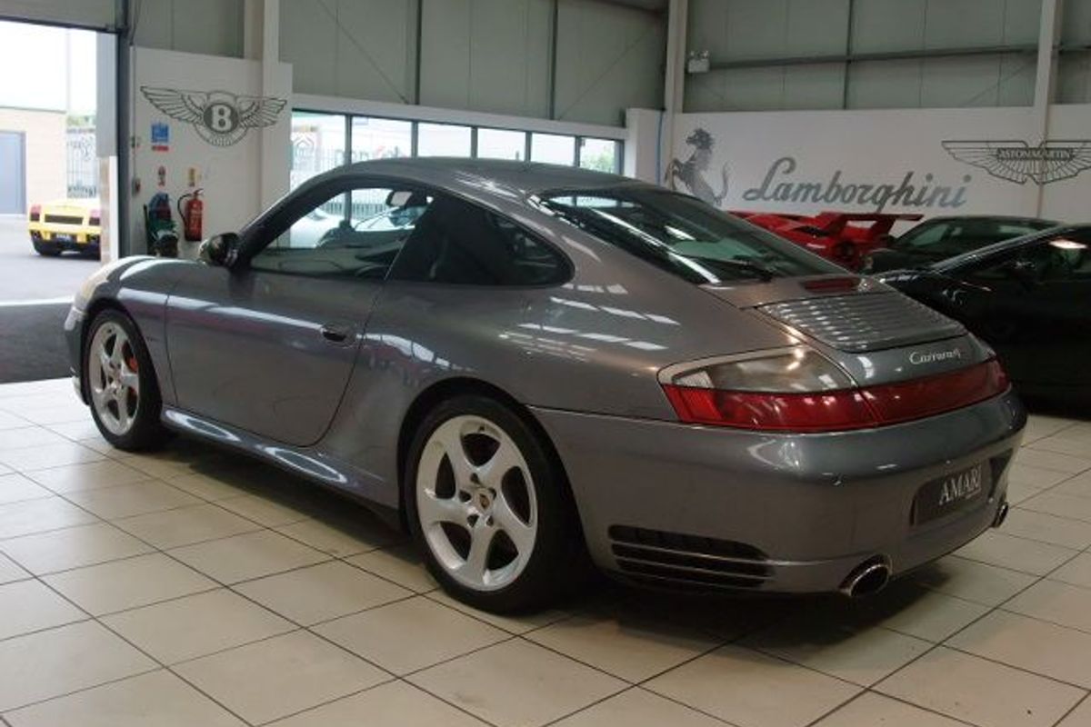 PORSCHE 996 C4S Wide Body Tip S