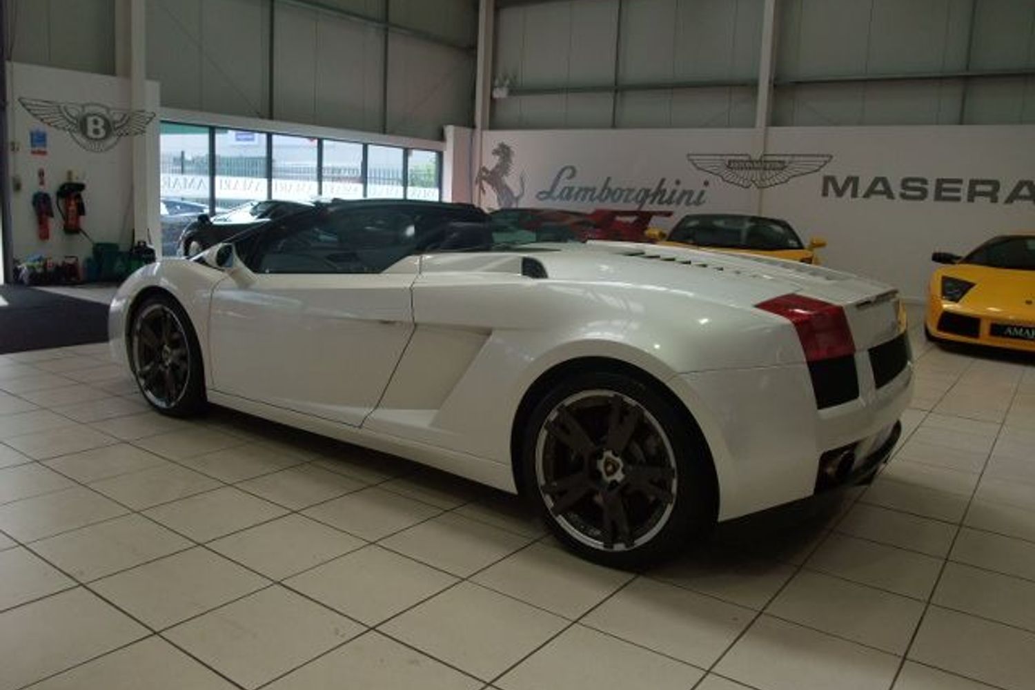 LAMBORGHINI Gallardo Spider E Gear Massive Spec