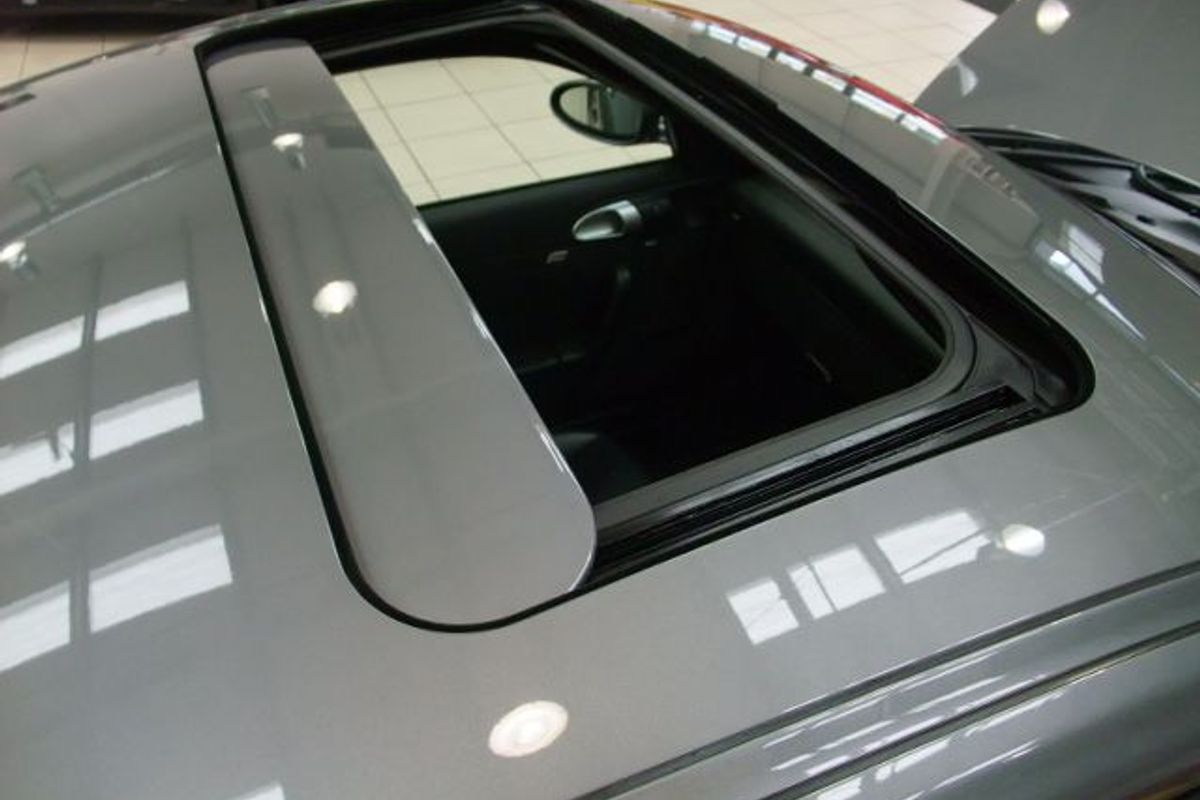 PORSCHE 997 C2 Tiptronic S "Huge Spec"