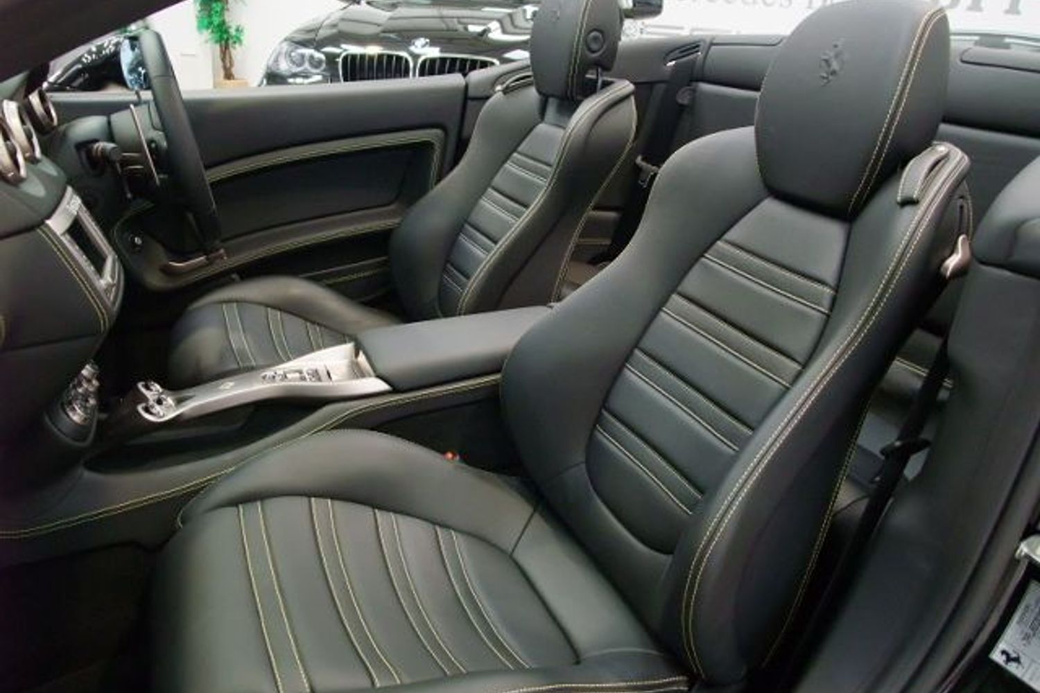 FERRARI California "Beautiful in every way"