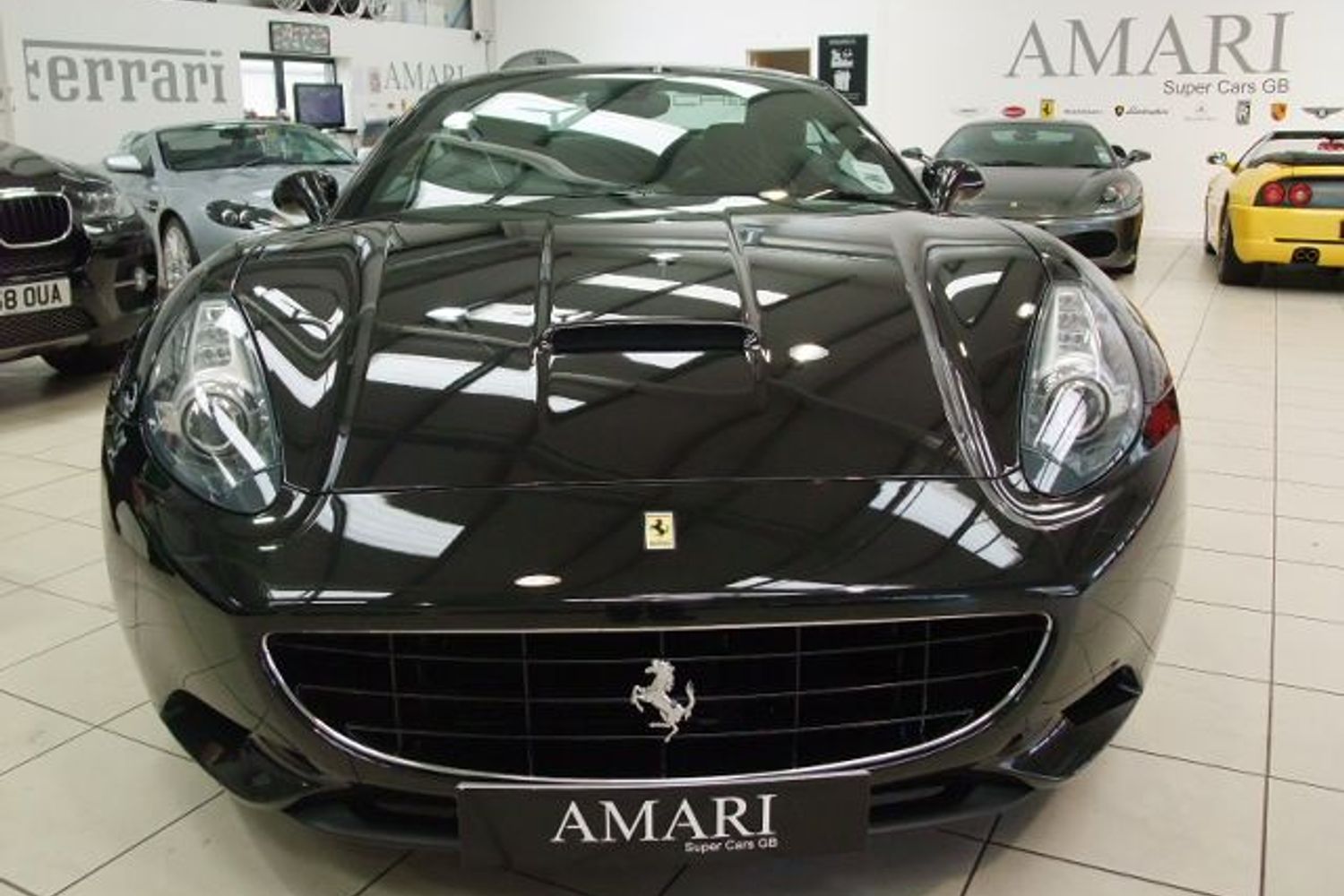 FERRARI California "Beautiful in every way"