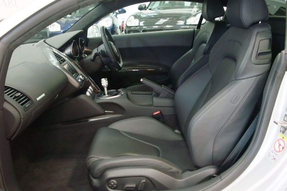 AUDI R8 R- Tronic V8 FSI "Big Spec Cost New �107.000!!"