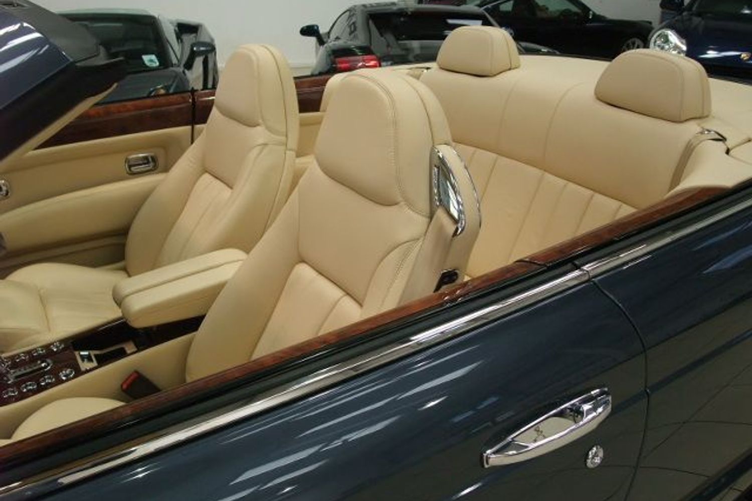 BENTLEY Azure Worlds Most Beautiful Convertible