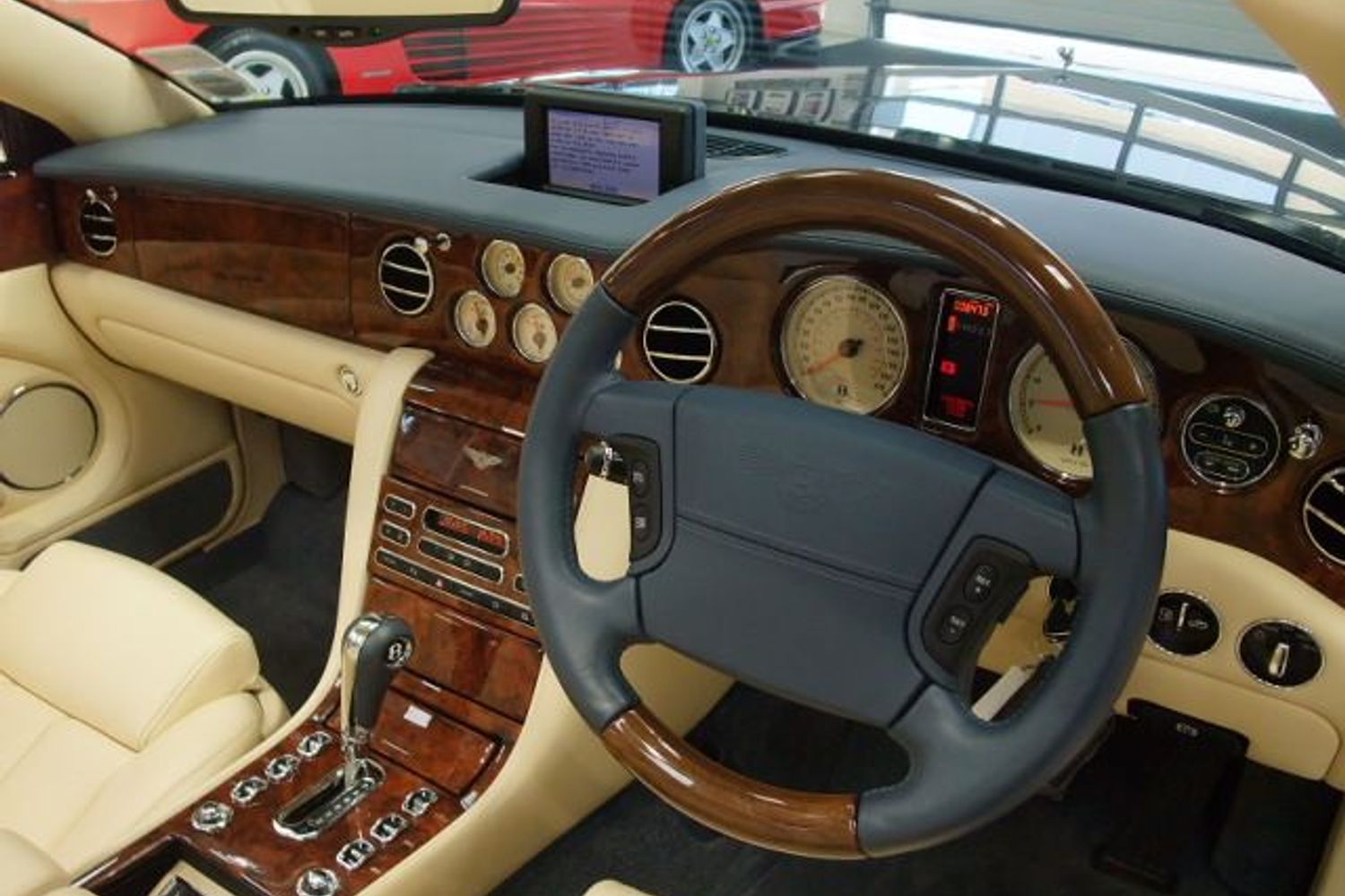 BENTLEY Azure Worlds Most Beautiful Convertible