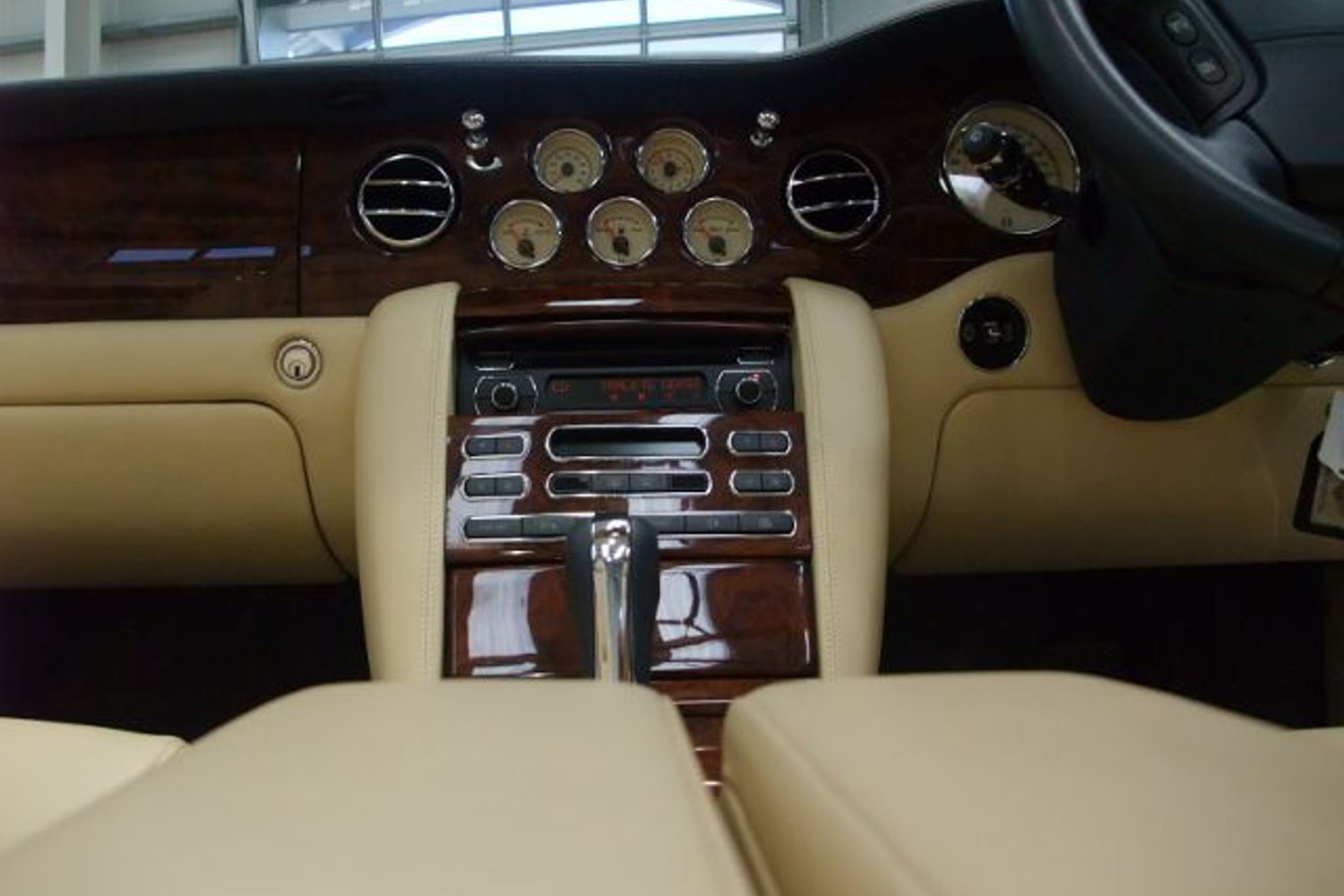 BENTLEY Azure Worlds Most Beautiful Convertible