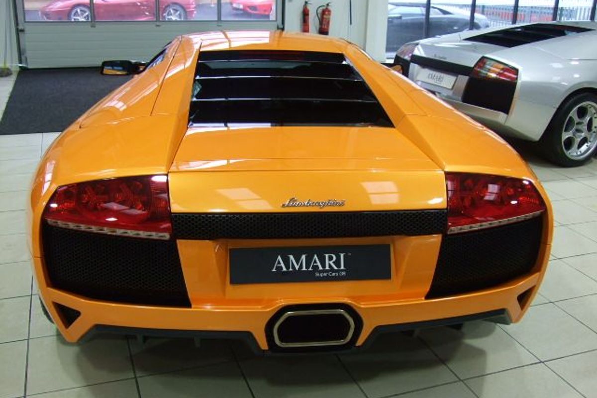 LAMBORGHINI Murcielago LP640