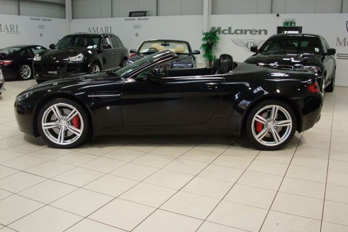 ASTON MARTIN Vantage 4.7 Roadster