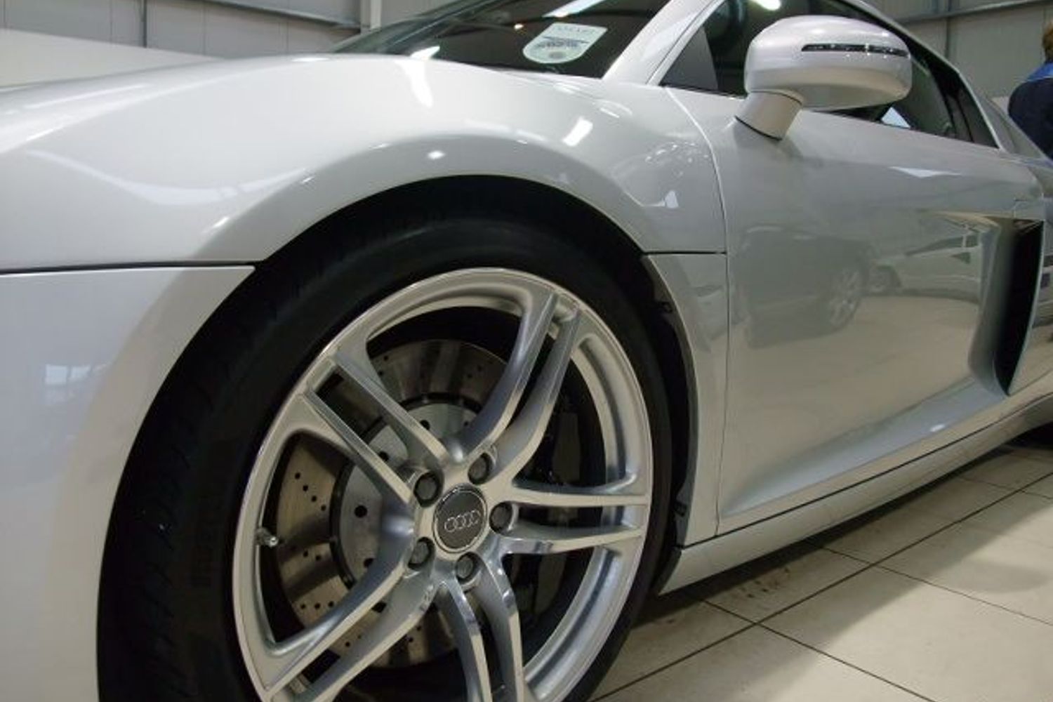 AUDI R8 R- Tronic V8 FSI Nice Big Spec