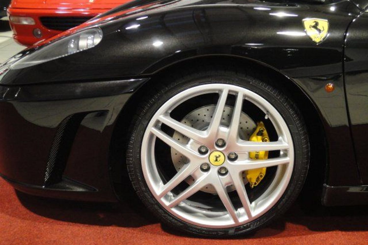FERRARI F430 Spider "A real head turner"